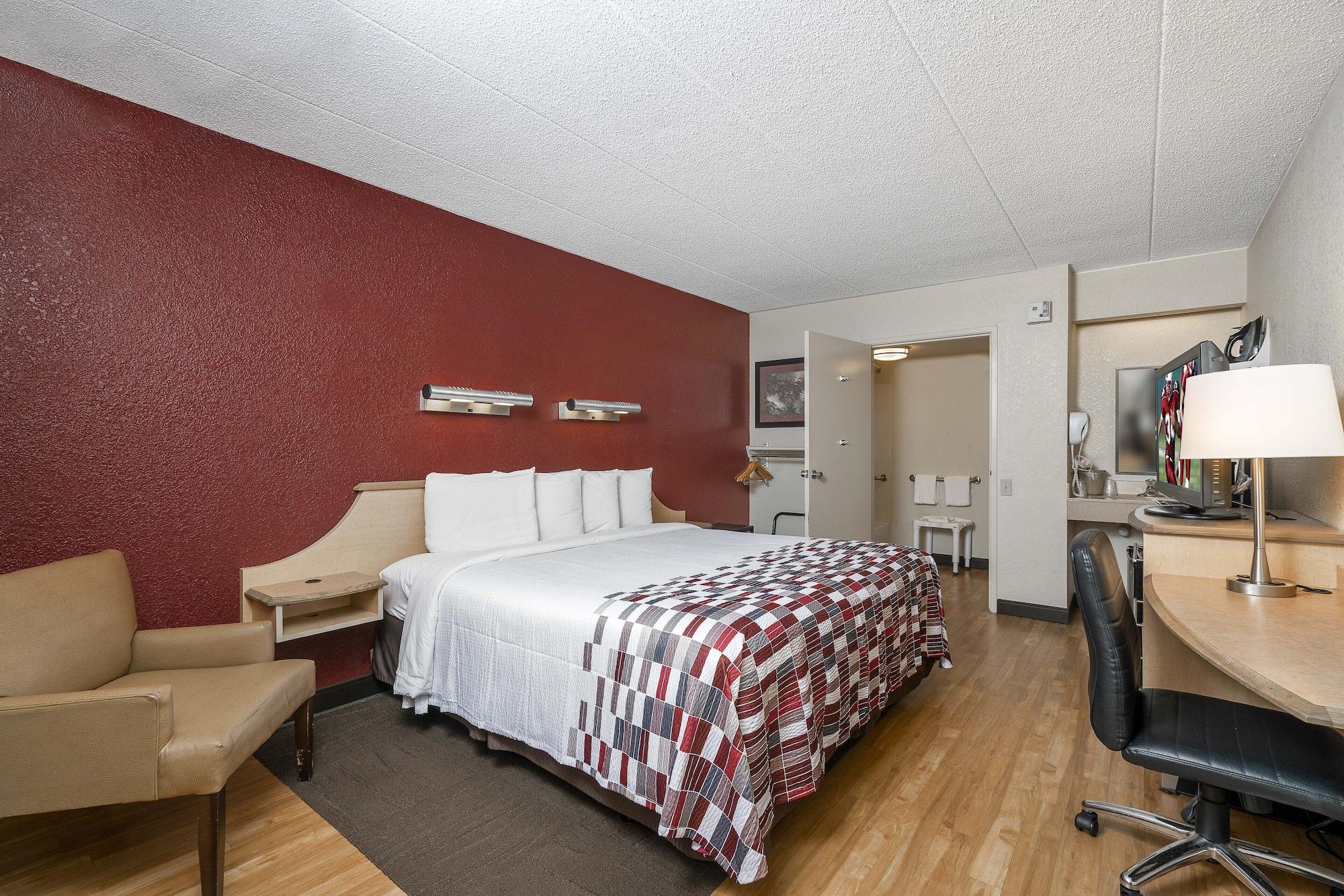 Red Roof Inn Detroit - Dearborn-Greenfield Village מראה חיצוני תמונה