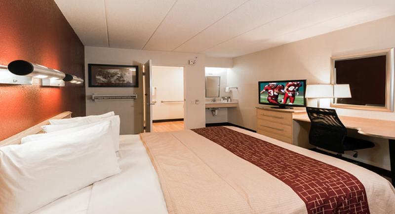 Red Roof Inn Detroit - Dearborn-Greenfield Village מראה חיצוני תמונה